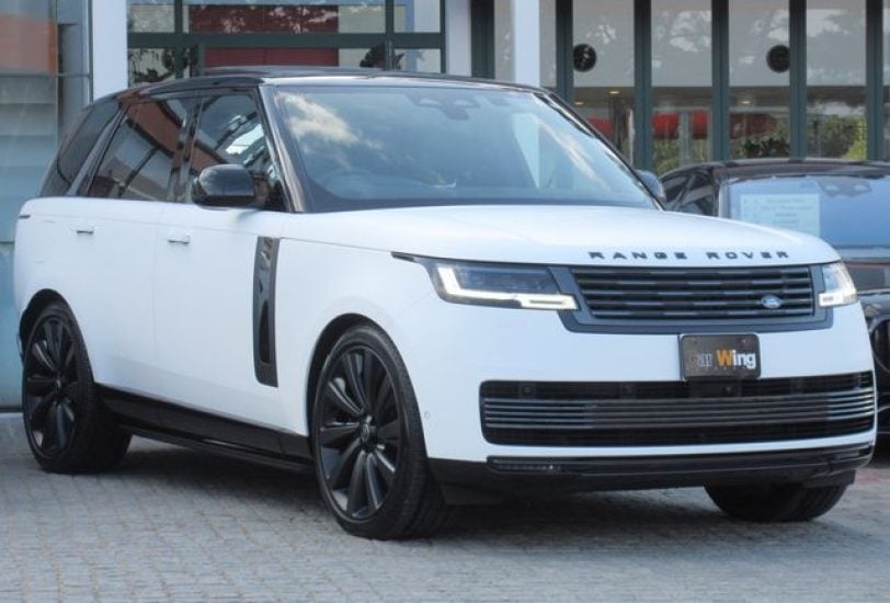 2025 Range Rover Vogue SV P615