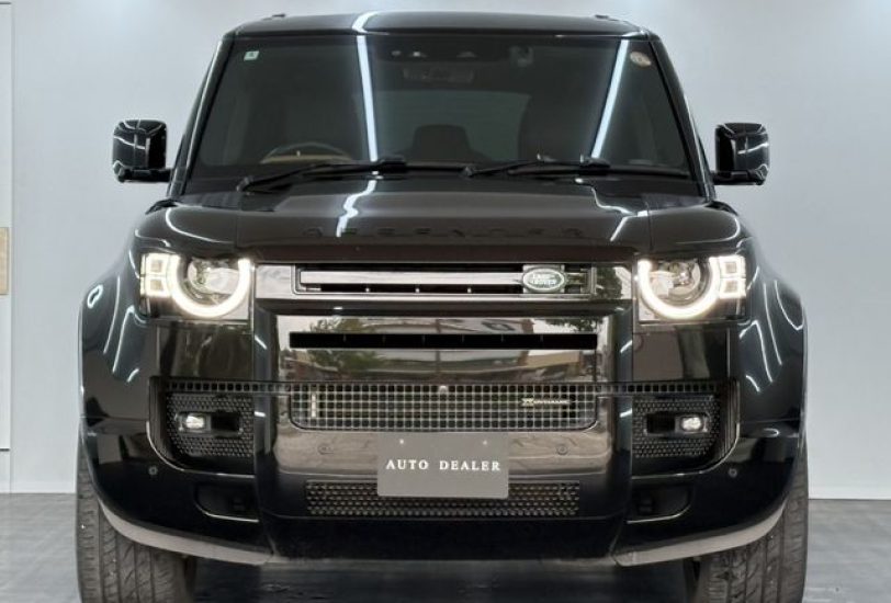 2022 Landrover Defender 110X -Dynamic HSE