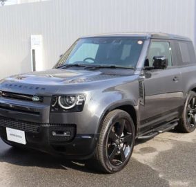 2025 Land Rover Defender 90 X-Dynamic HSE