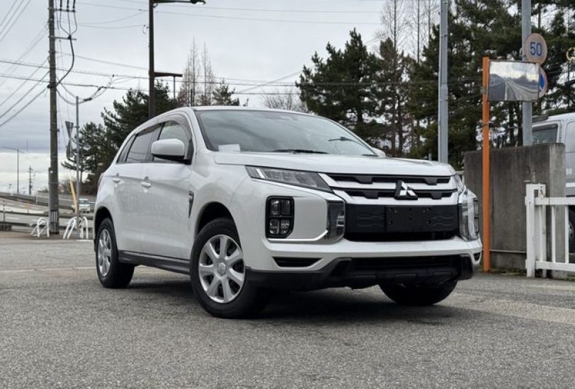2020 Mitsubishi RVR