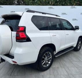 2018 Toyota Land Cruiser Prado VX