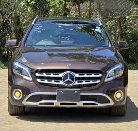 2017 Mercedes-Benz GLA 220