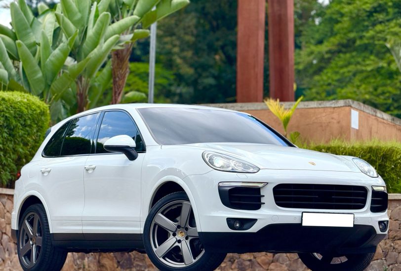 2018 Porsche Cayenne Platinum Edition