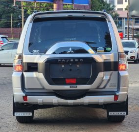 2019 Mitsubishi Pajero Exceed