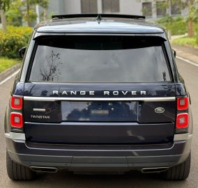 Range Rover Vogue Autobiography SDV6