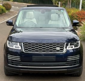 Range Rover Vogue Autobiography SDV6