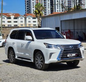 2016 Lexus LX570