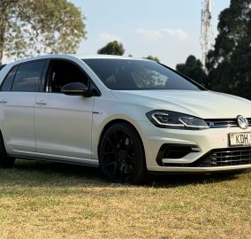 2019 Volkswagen Golf R