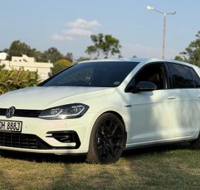 2019 Volkswagen Golf R