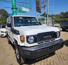 Toyota Land Cruiser 79 Series