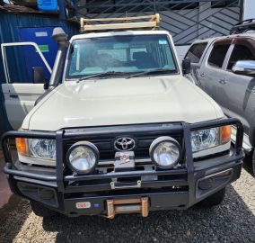 Toyota Land Cruiser 79 Series