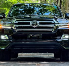 2017 Toyota Landcruiser ZX