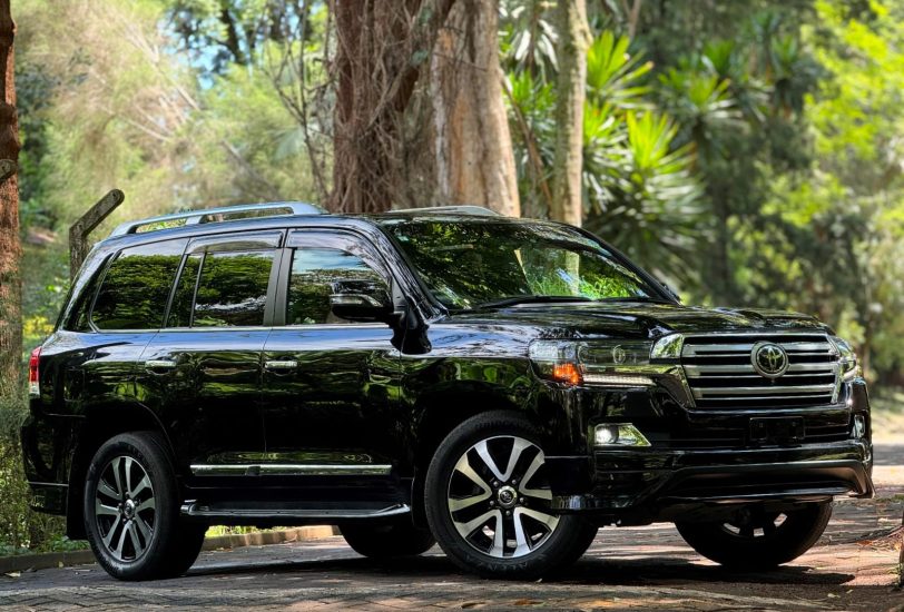 2017 Toyota Landcruiser ZX