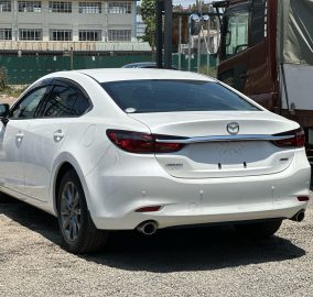 2018 Mazda Atenza