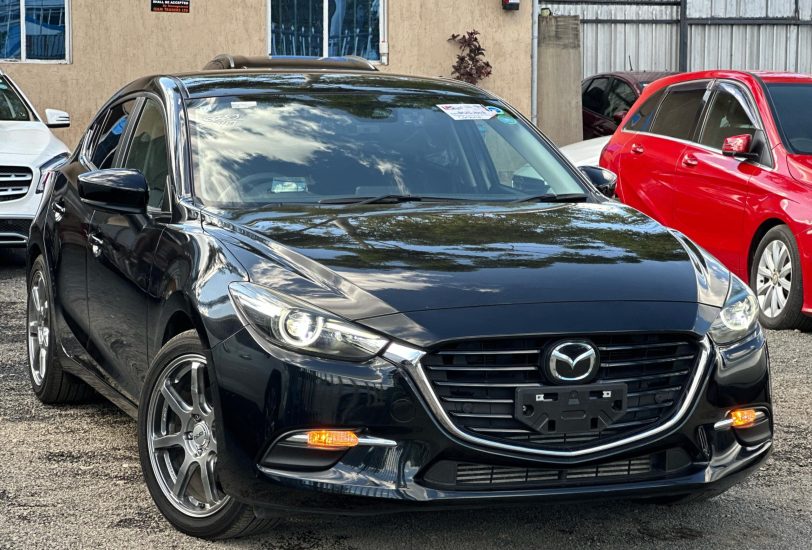 2018 Mazda Axela hatchback