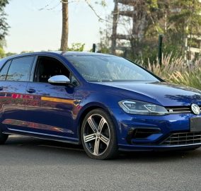 2017 Volkswagen Golf R