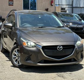 Mazda Demio SkyActivD Manual