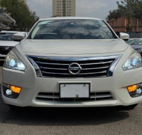NISSAN TEANA XV PACKAGE