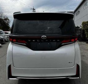 Toyota Vellfire Z