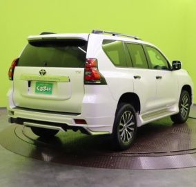 Toyota Landcruiser Prado TX