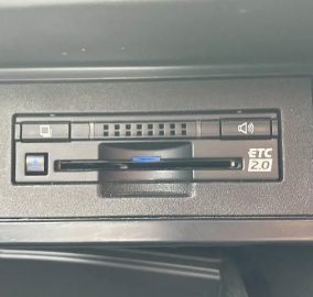 2019 Toyota Land Cruiser Prado TX-L