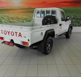 Toyota Landcruiser GDJ79 Single Cab