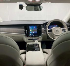 2023 Volvo S90 Ultimate T8