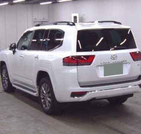 TOYOTA LANDCRUISER LC300 ZX