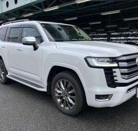 2024 TOYOTA LANDCRUISER LC300 ZX
