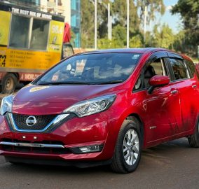 2018 NISSAN NOTE MEDALIST E-POWER RED