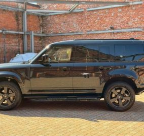 2024 Landrover Defender 110 X-Dyanamic-HSE D300