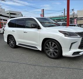 2019 Lexus LX570