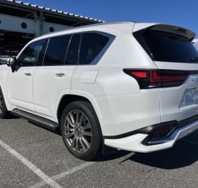 2022 Lexus LX600