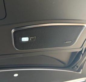 2023 Range Rover Vogue P530 LWB.