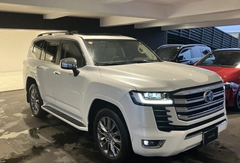 2024 Toyota Landcruiser ZX 300 Series