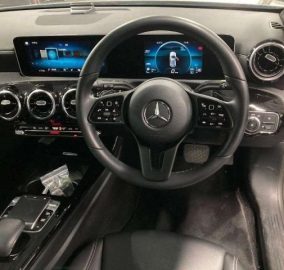 2019 Mercedes-Benz A180