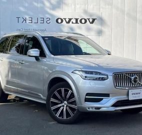 2021 Volvo XC90 B6 Inscription AWD