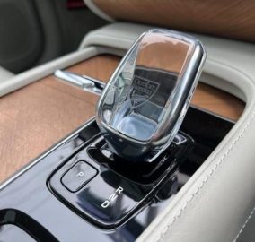 2019 VOLVO XC90 INSCRIPTION T8 Twin-Engine