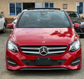 2018 MERCEDES BENZ B180