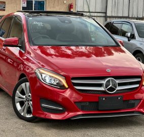 2018 MERCEDES BENZ B180