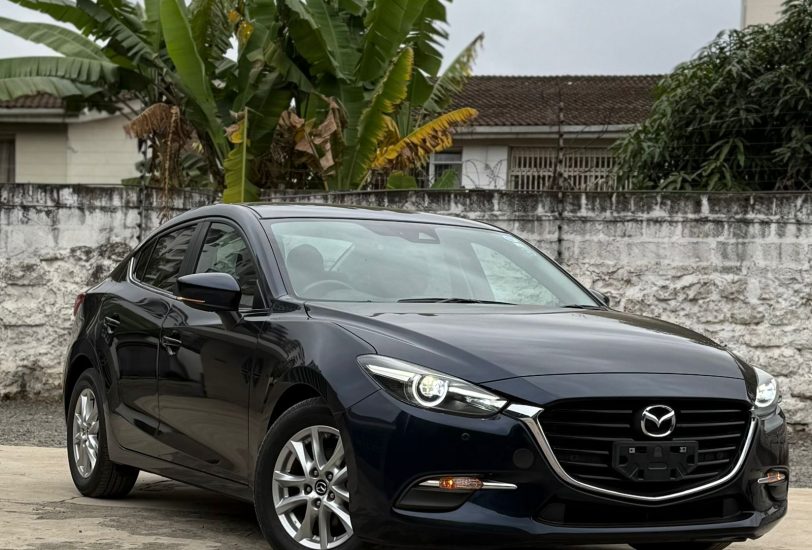 2018 Mazda Axela