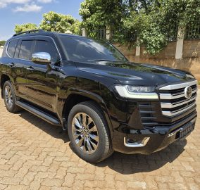 2023 Toyota Landcruiser ZX