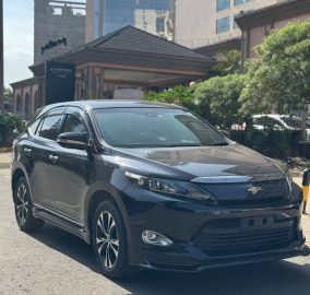 2017 Toyota Harrier Premium
