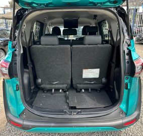 Toyota Sienta hybrid 2019 model