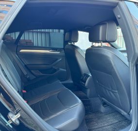 2019 Black Volkswagen Arteon