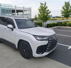 2026 Lexus LX700h