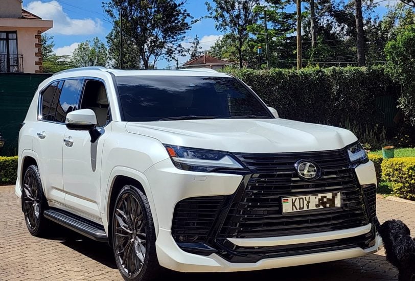 2023 Lexus LX600