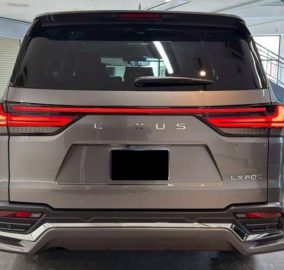 2024 Lexus LX600