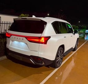2026 Lexus LX700h