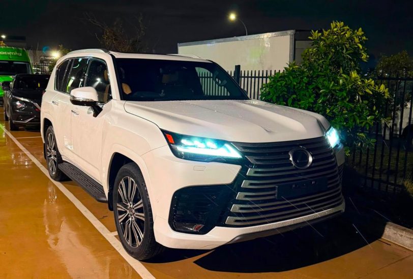 2026 Lexus LX700h